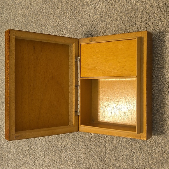 Vintage Swiss Mapsa Wooden Inlay Birds at Fountain Music Box - Picture 2 of 8